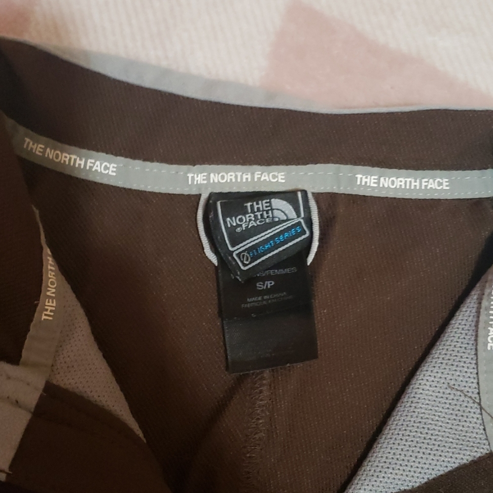 North Face - Picture 2 of 3